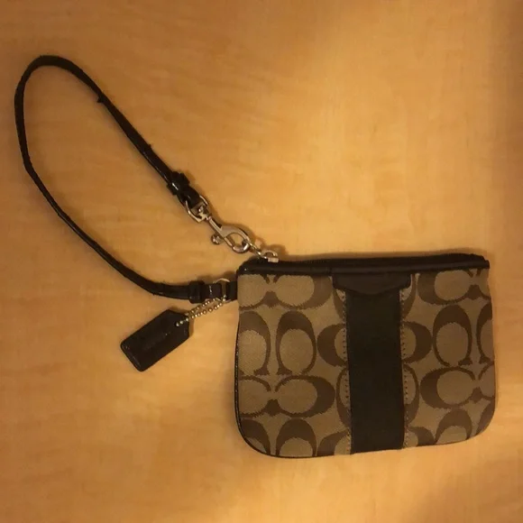 Coach Wallet - Picture 2 of 6